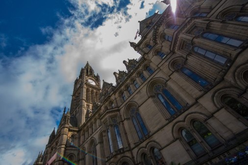 英国的房产价格是多少？投资英国房地产的最佳地点是哪里？