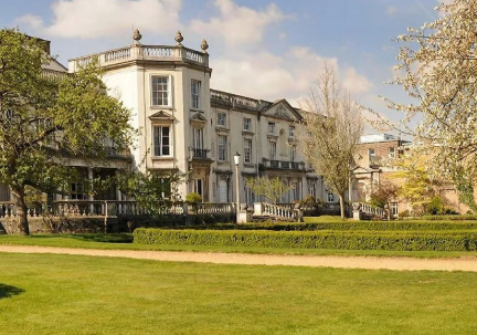 英国罗汉普顿大学舞蹈专业详情介绍 英国罗汉普顿大学舞蹈专业详情介绍