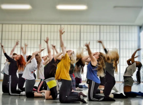 英国罗汉普顿大学舞蹈专业详情介绍 英国罗汉普顿大学舞蹈专业详情介绍